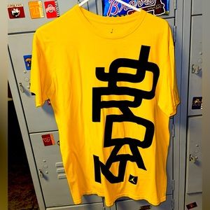 Air Jordan Shirt Large